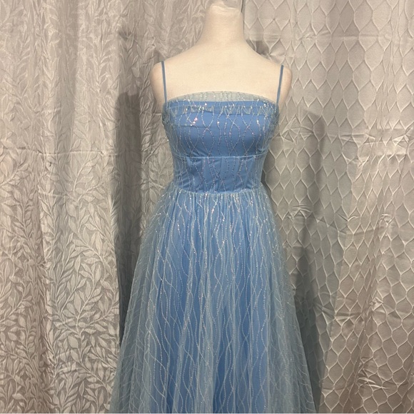 Ohhh baby blue prom dress Windsor NWT - Picture 10 of 10